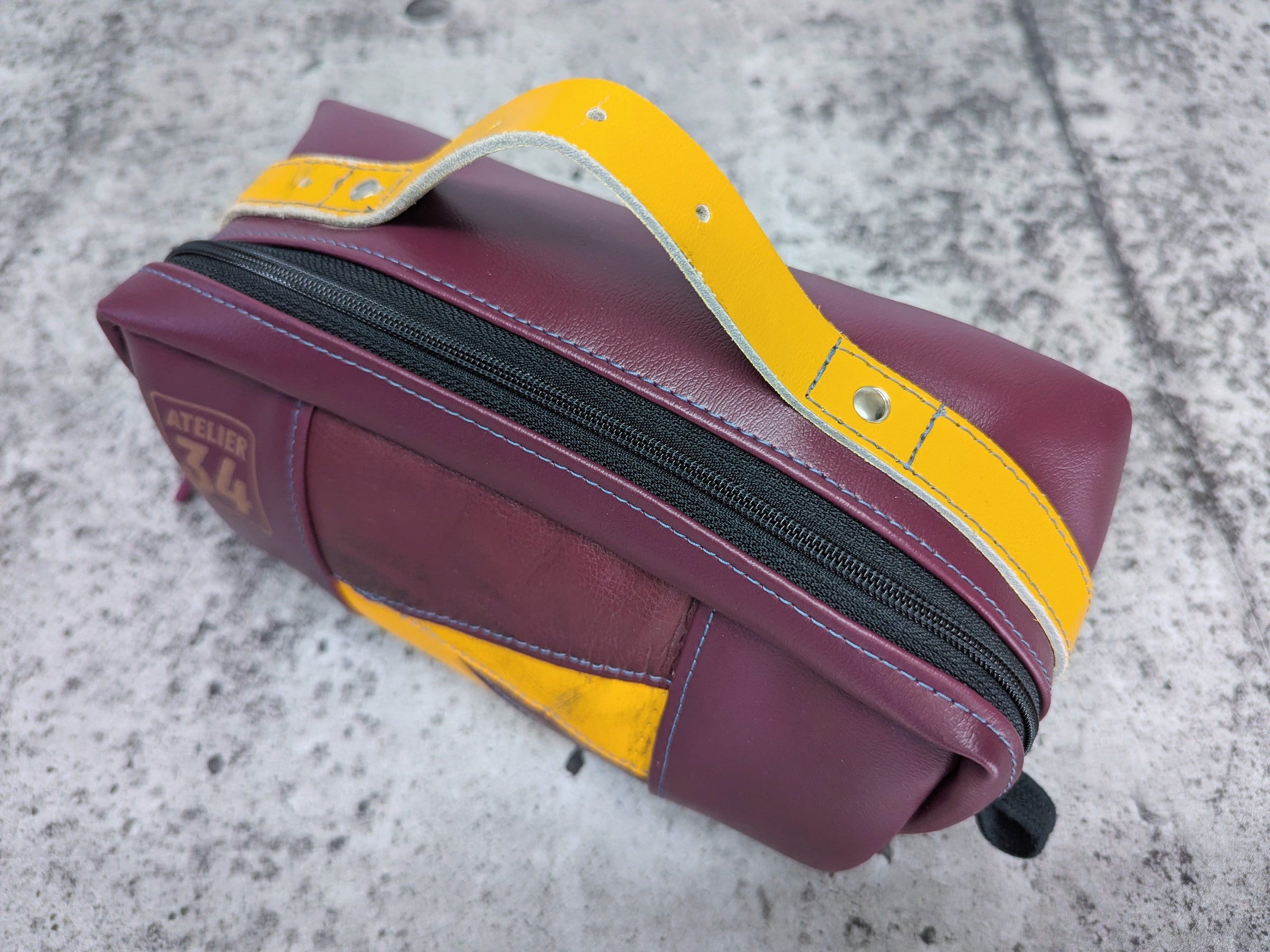 Trousse de sport Violet et Jaune