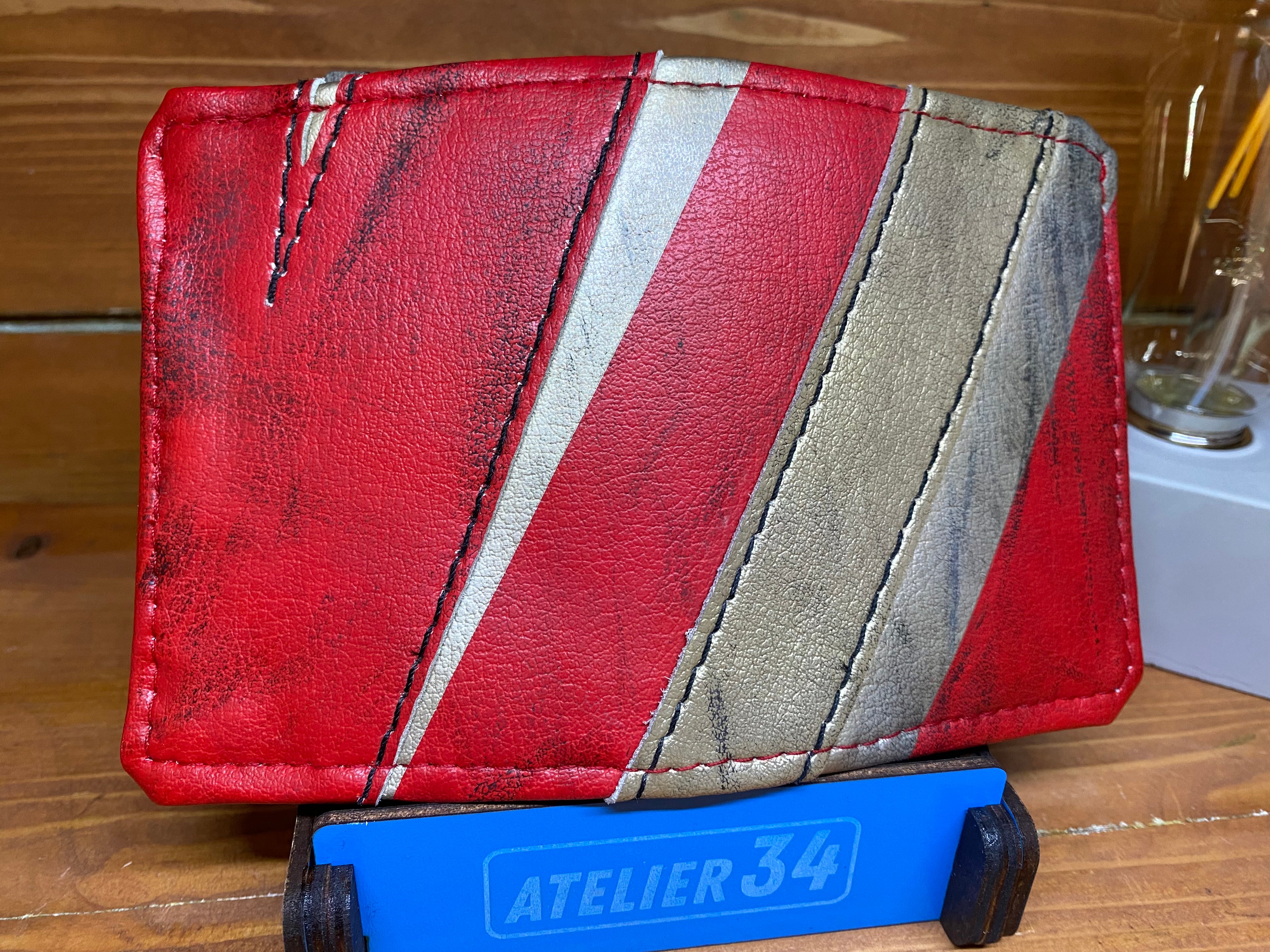 Portefeuille Bauer Nike rouge et or (183)