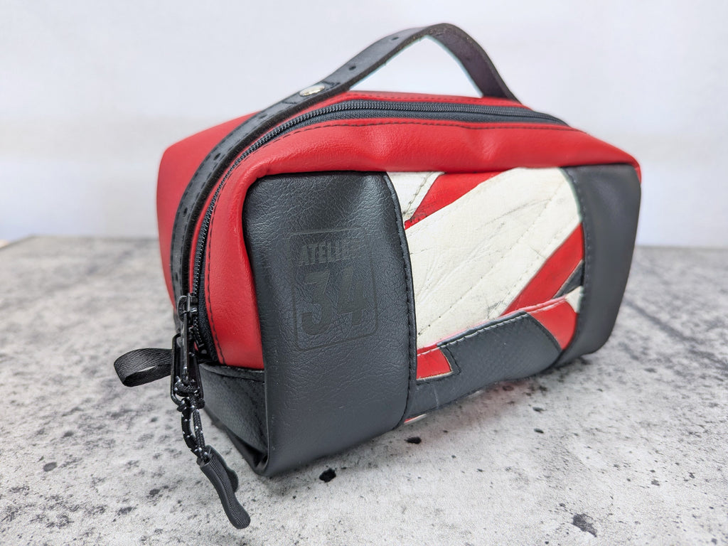 Trousse de sport aux couleurs du Canada
