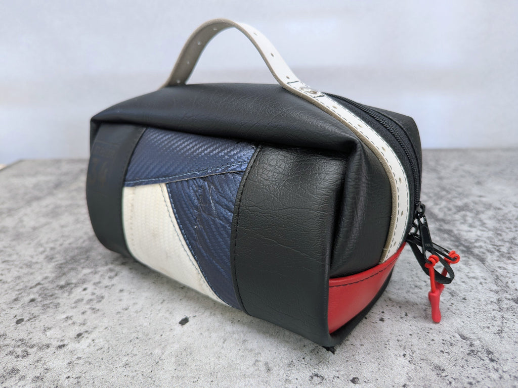 Trousse de sport Noir, Blanc et Bleu
